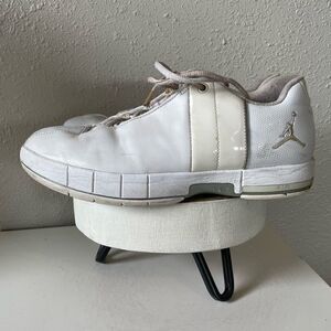 Nike Air Jordan Men’s TE2 Basketball Shoes Size 11